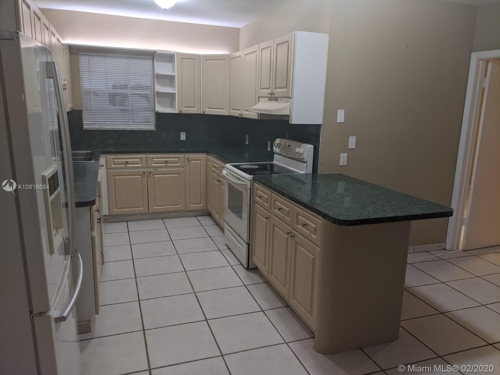 See details / 1627 sq. ft. $ 2020-12-07 0 Photo