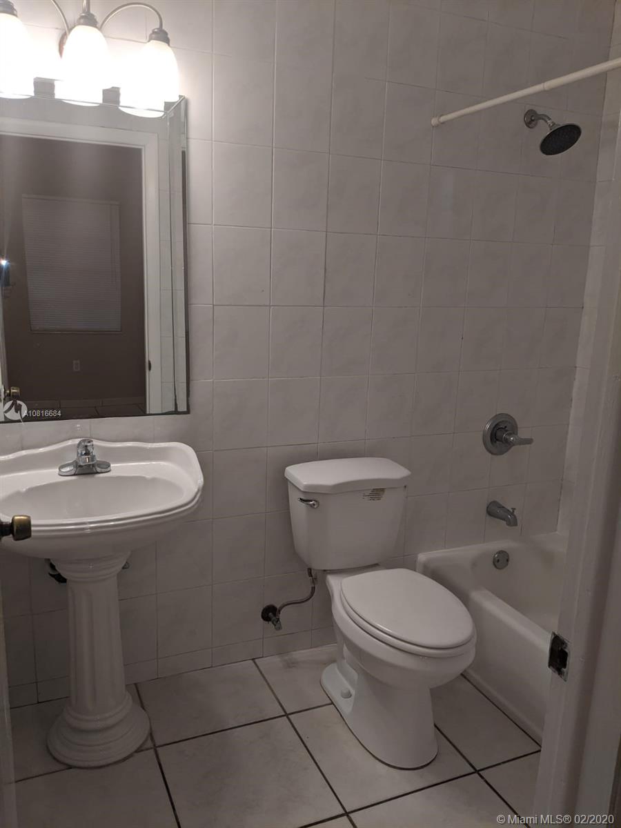 See details / 1627 sq. ft. $ 2020-12-07 0 Photo