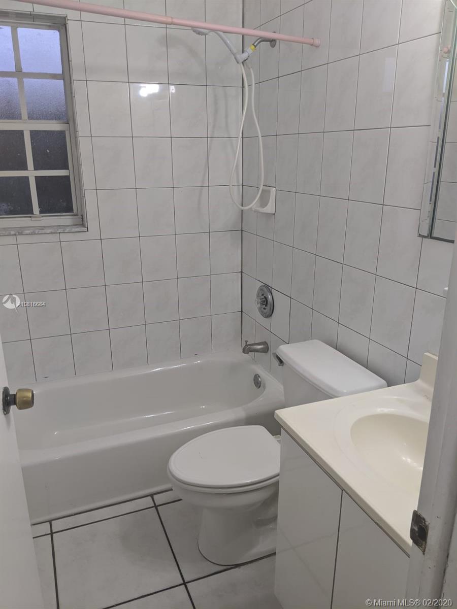 See details / 1627 sq. ft. $ 2020-12-07 0 Photo