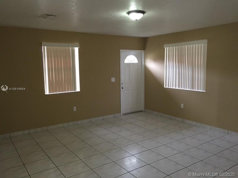 See details / 1627 sq. ft. $ 2020-12-07 0 Photo