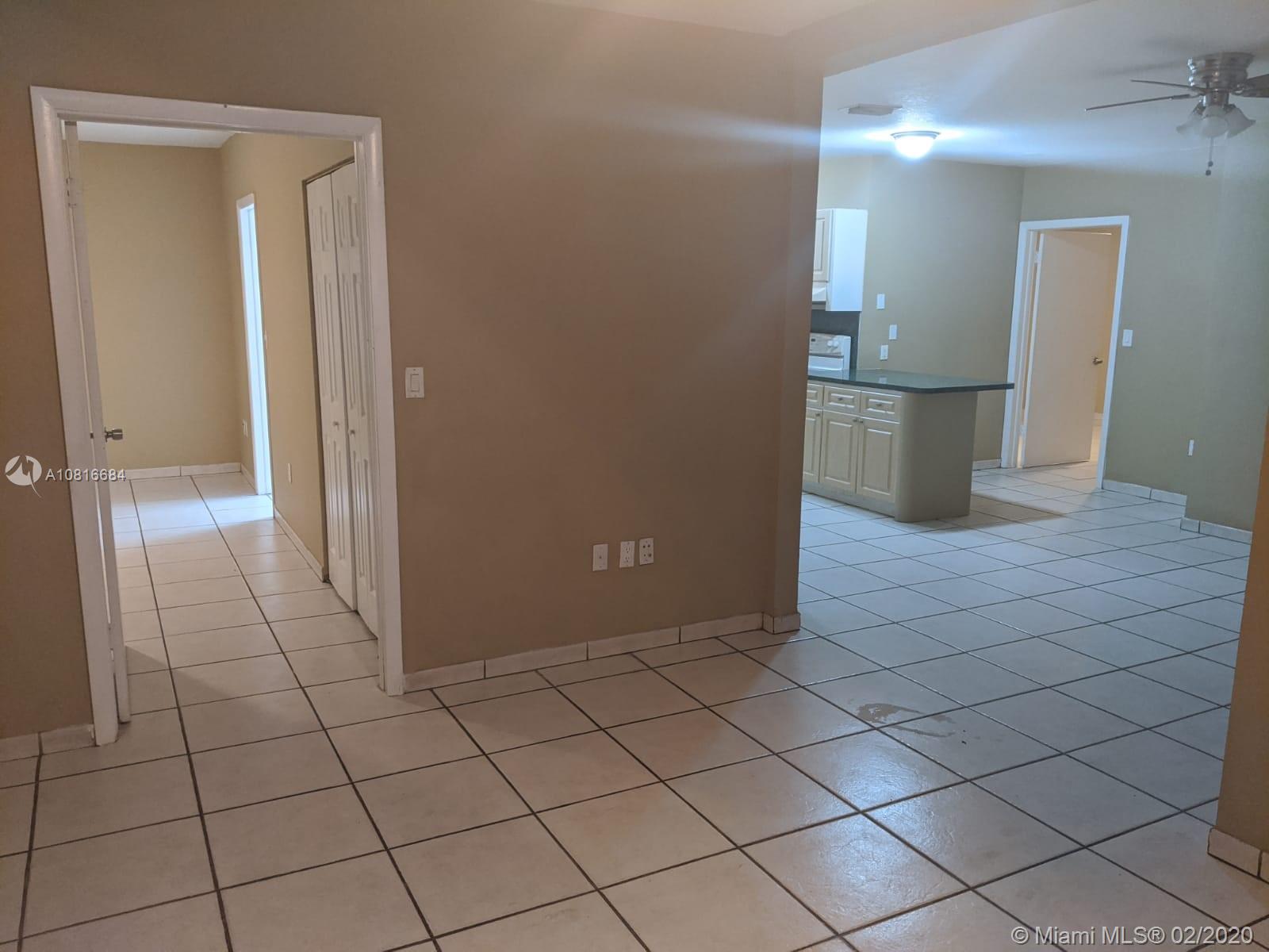 See details / 1627 sq. ft. $ 2020-12-07 0 Photo
