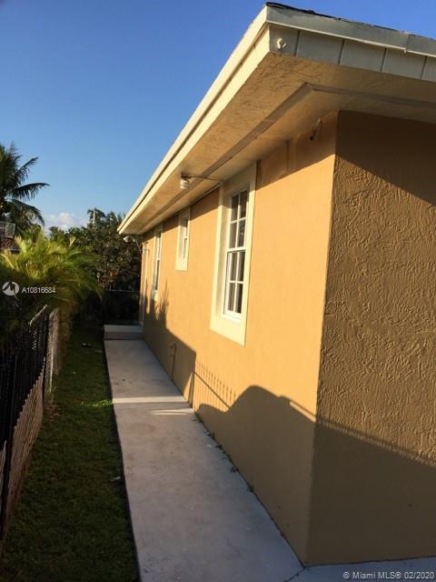 See details / 1627 sq. ft. $ 2020-12-07 0 Photo