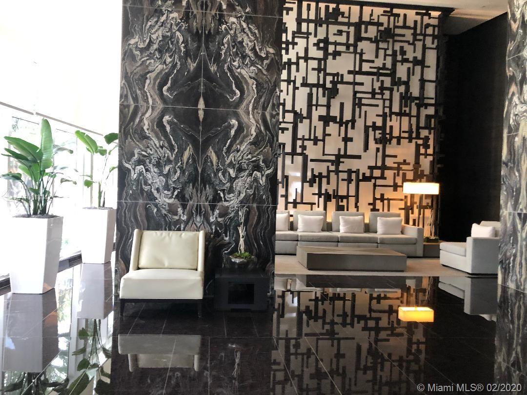 See details 3507 3 / 3 1571 sq. ft. $ 2020-09-23 0 Photo