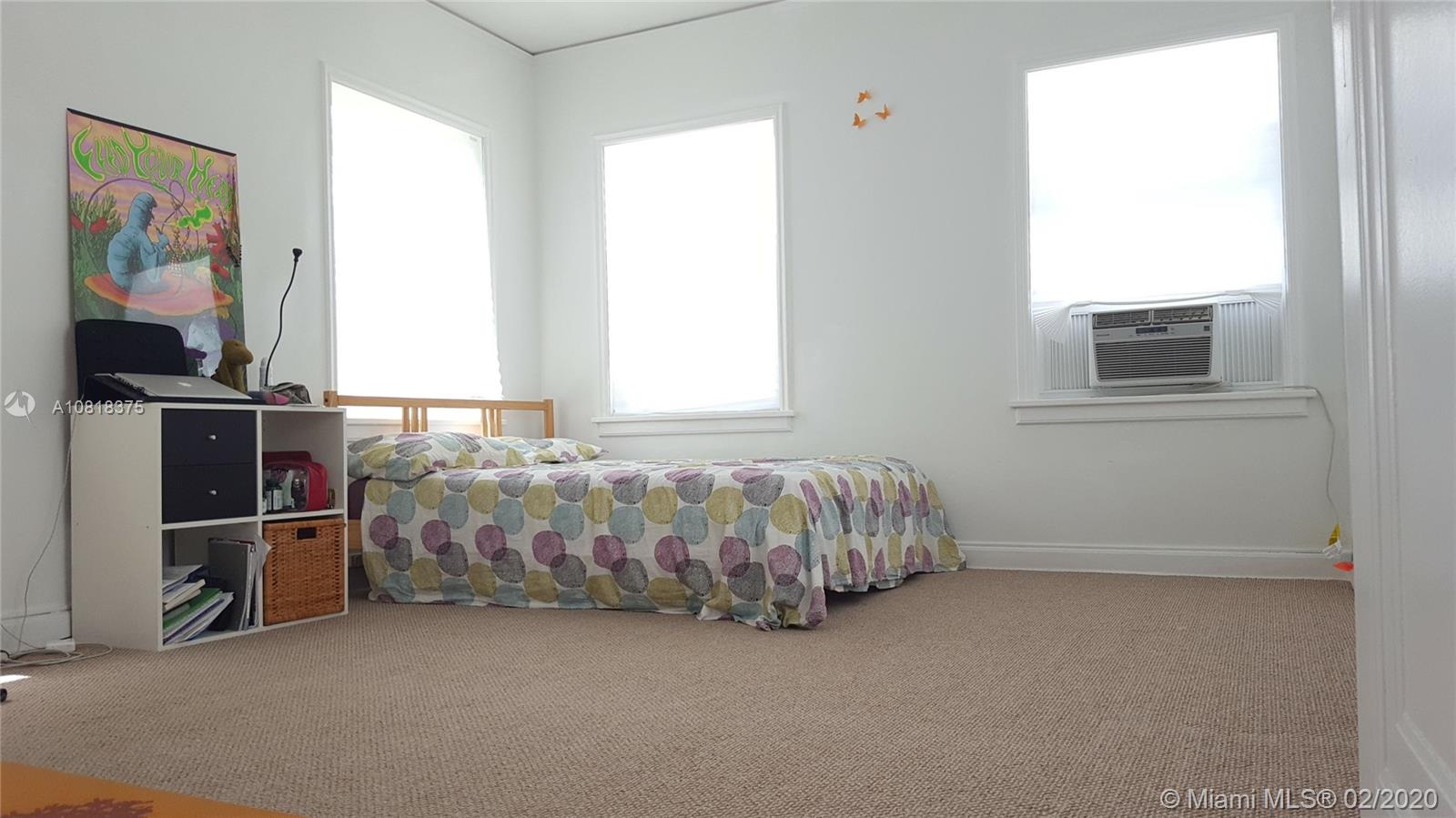 See details / 3303 sq. ft. $ 2020-02-14 0 Photo