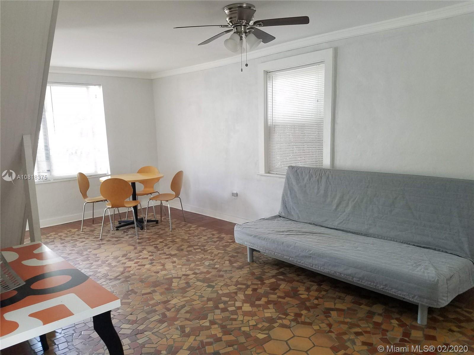 See details / 3303 sq. ft. $ 2020-02-14 0 Photo