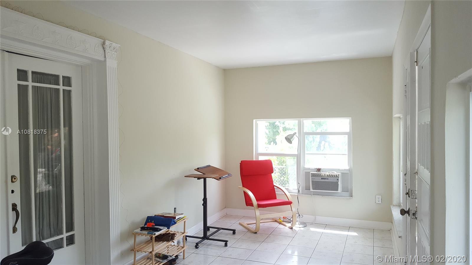 See details / 3303 sq. ft. $ 2020-02-14 0 Photo