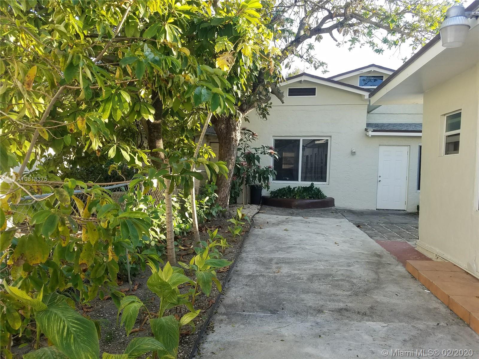 See details / 3303 sq. ft. $ 2020-02-14 0 Photo