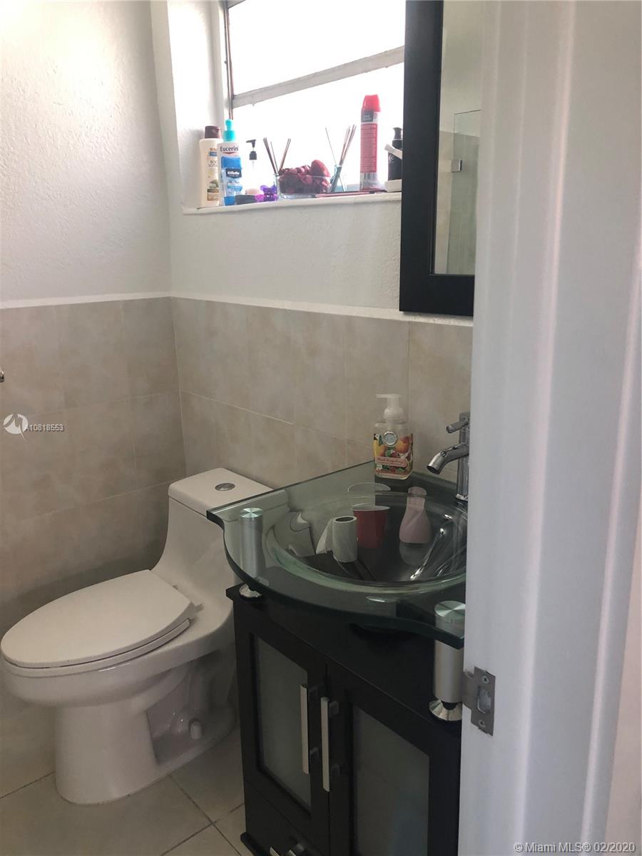 See details / 1886 sq. ft. $ 2020-02-14 0 Photo