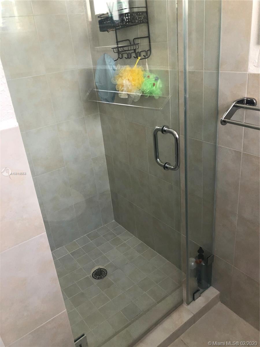 See details / 1886 sq. ft. $ 2020-02-14 0 Photo