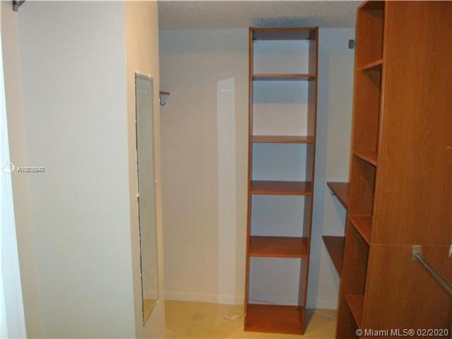 Photo of 2500 PARKVIEW DR #1511, Hallandale Beach, Florida, 33009 - Half Bath