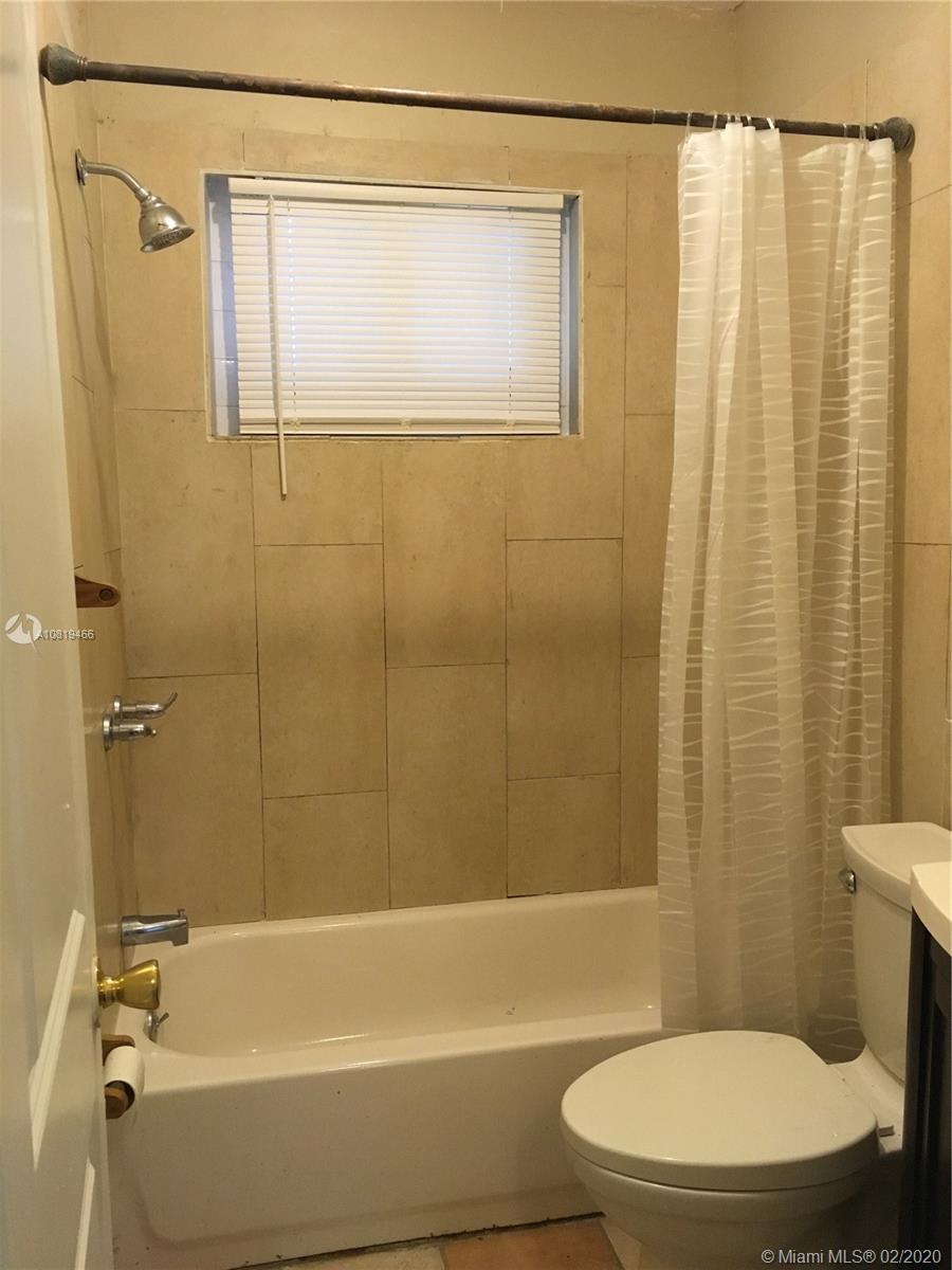 See details / 1700 sq. ft. $ 2020-02-17 0 Photo