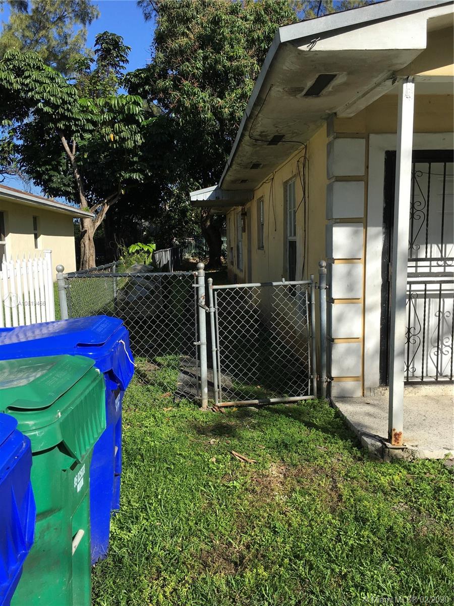 See details / 1700 sq. ft. $ 2020-02-17 0 Photo