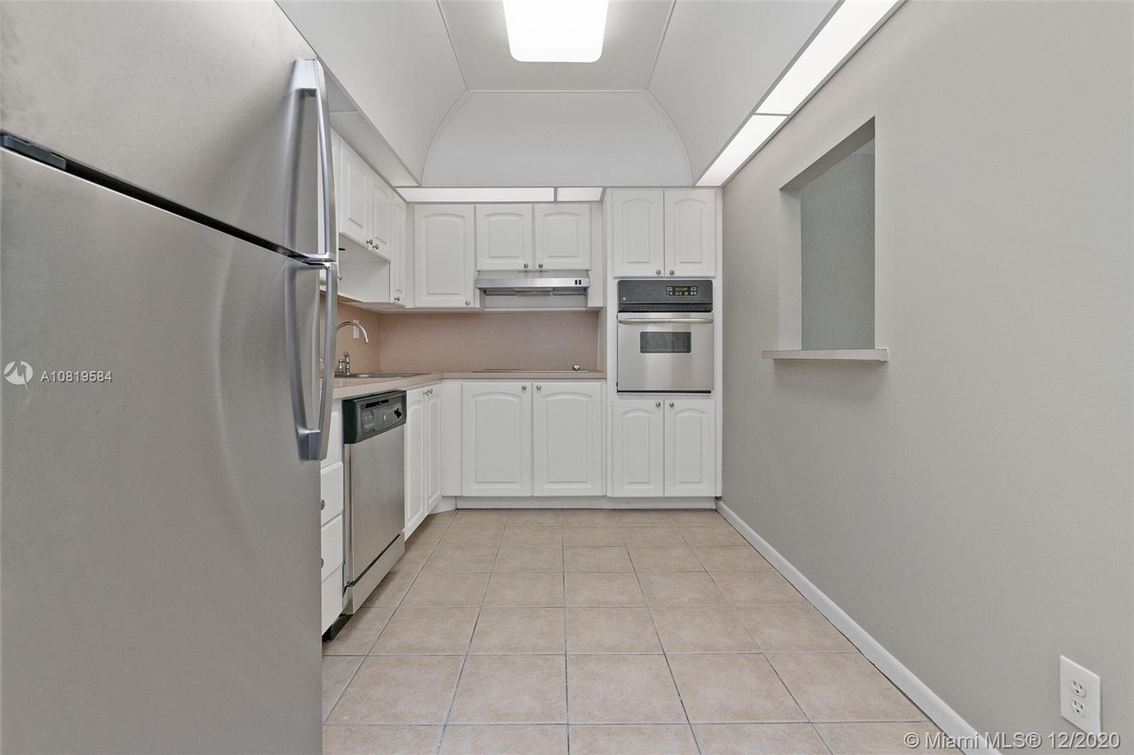 Photo of 19380 Collins Ave #610, Sunny Isles Beach, Florida, 33160 -