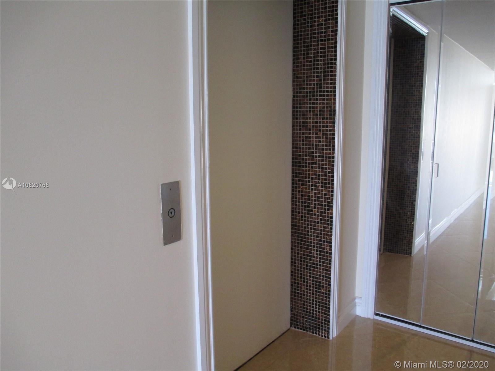 Photo of 415 Poinciana Dr #1430, Sunny Isles Beach, Florida, 33160 - Kitchen