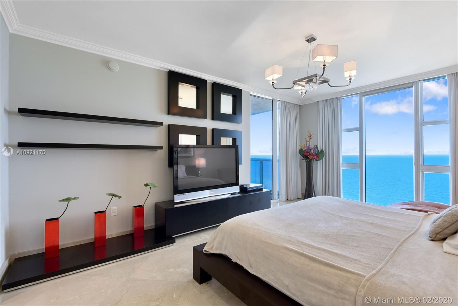 Ver detalles 3001 3 / 4 2078 sq. ft. $ 2020-06-16 0 foto