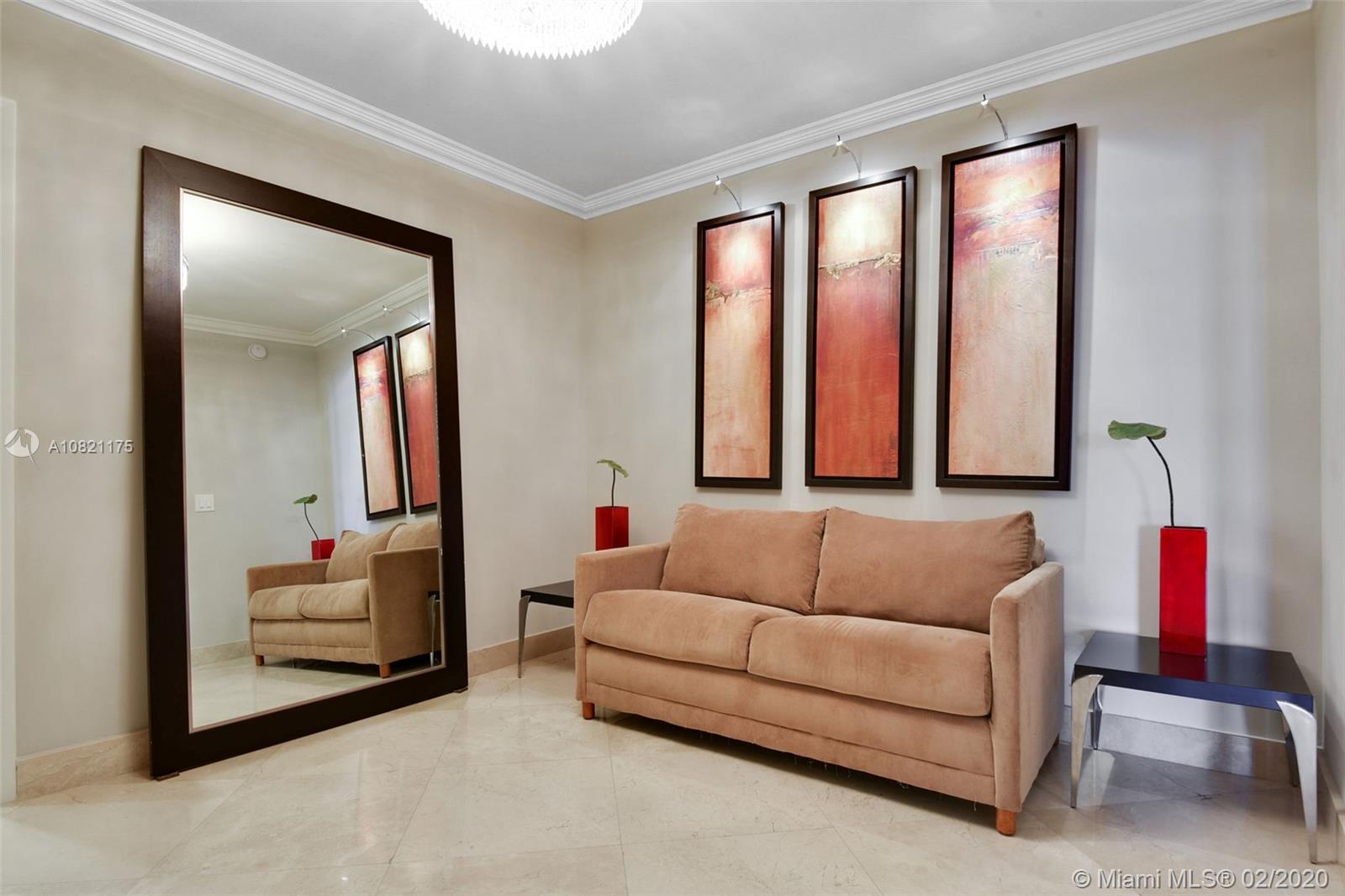 Ver detalles 3001 3 / 4 2078 sq. ft. $ 2020-06-16 0 foto