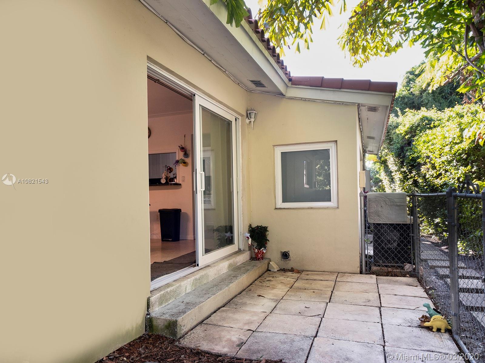 See details / 2560 sq. ft. $ 2021-01-22 0 Photo