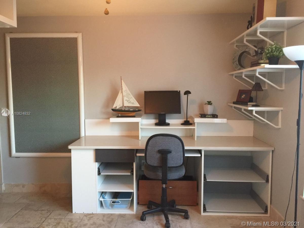 See details / sq. ft. $ 2020-11-05 0 Photo