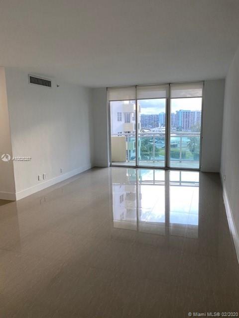 Photo of 3001 Ocean Dr #737, Hollywood, Florida, 33019 -