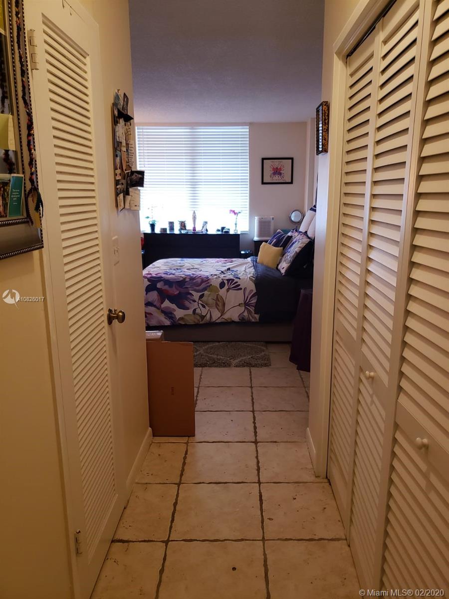 Photo of 3725 Ocean Dr #725, Hollywood, Florida, 33019 -