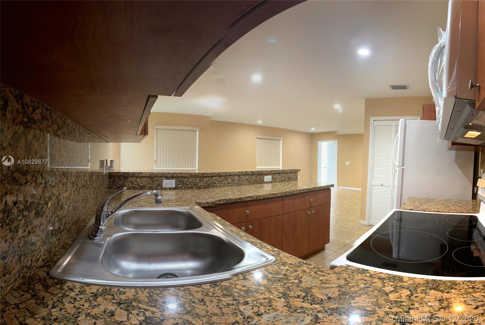 See details / 2295 sq. ft. $ 2021-01-06 0 Photo