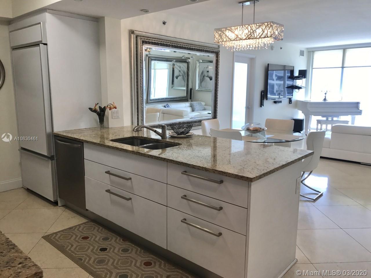 See details 4304 3 / 3 1675 sq. ft. $ 2020-03-18 0 Photo