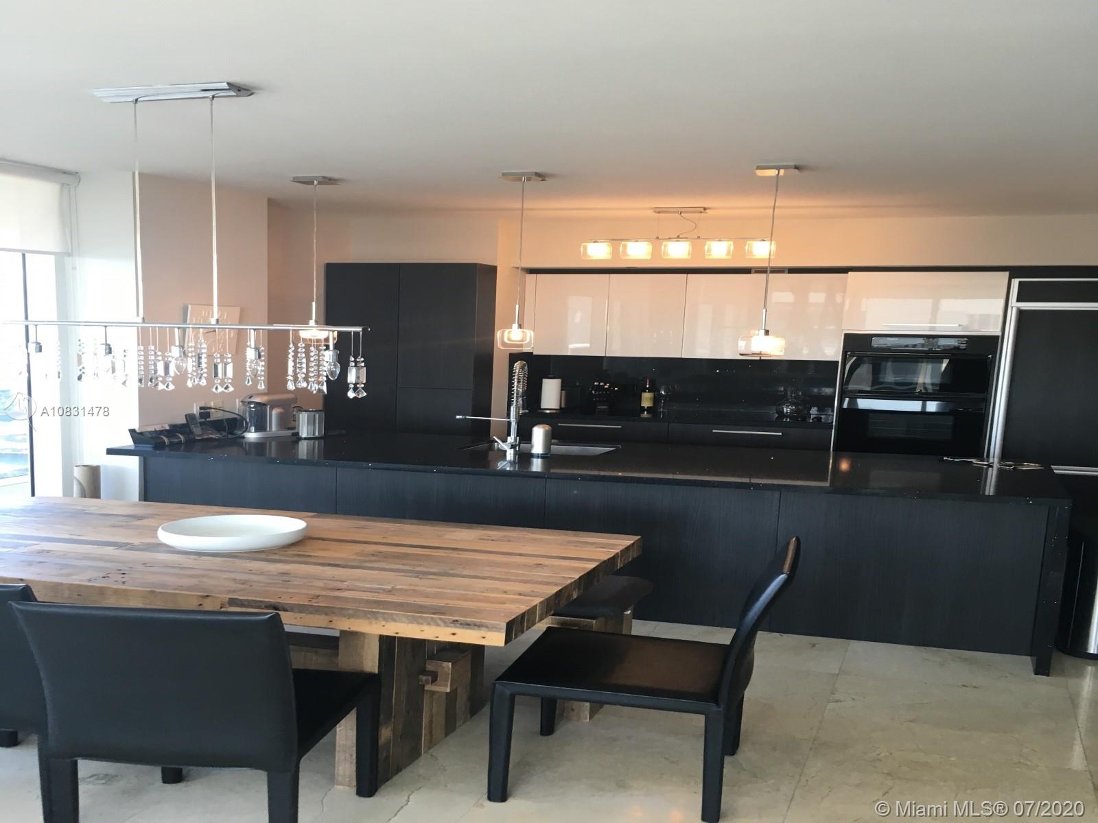 See details 4506 2 / 2 1458 sq. ft. $ 2020-06-19 0 Photo