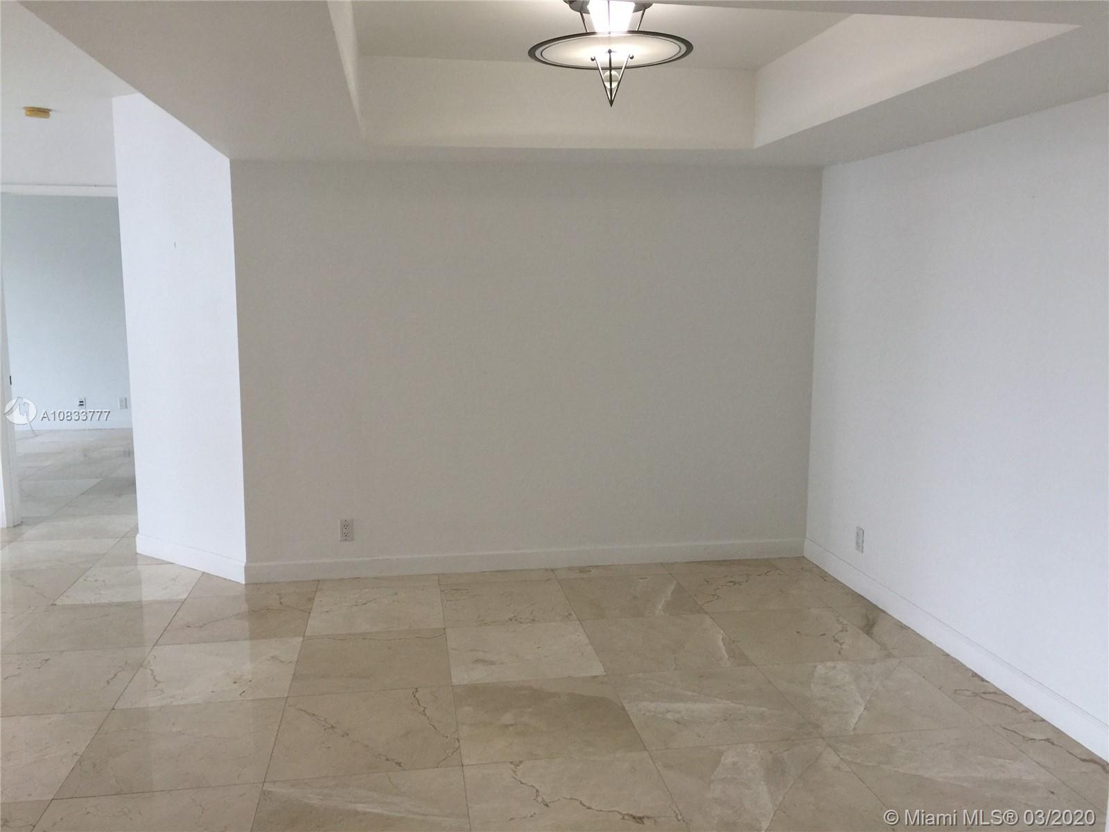 Photo of 3600 Mystic Pointe Dr #1816, Aventura, Florida, 33180 - living room