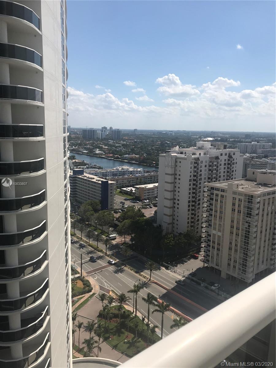 See details 2506 2 / 2 1458 sq. ft. $ 2020-10-27 0 Photo