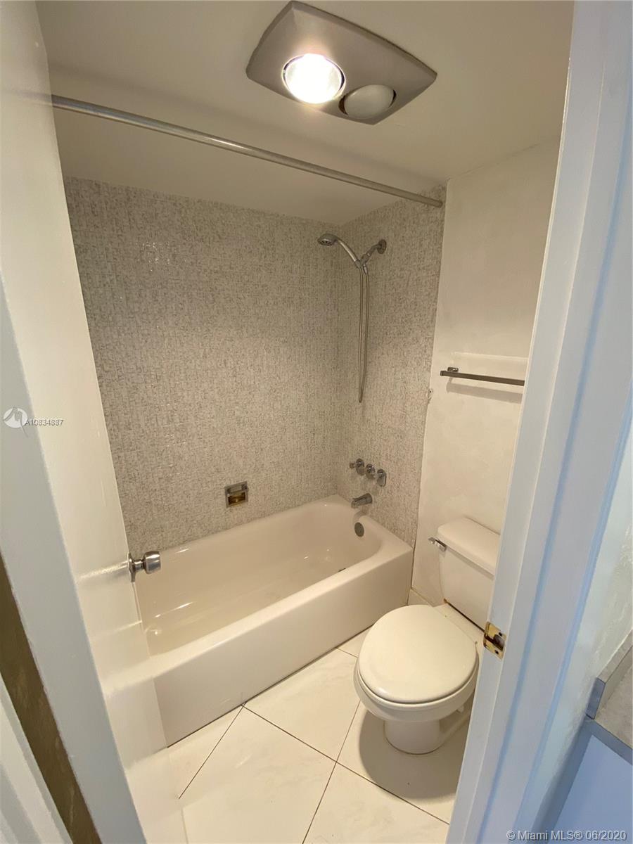 Photo of 3401 Country Club Dr #418, Aventura, Florida, 33180 -