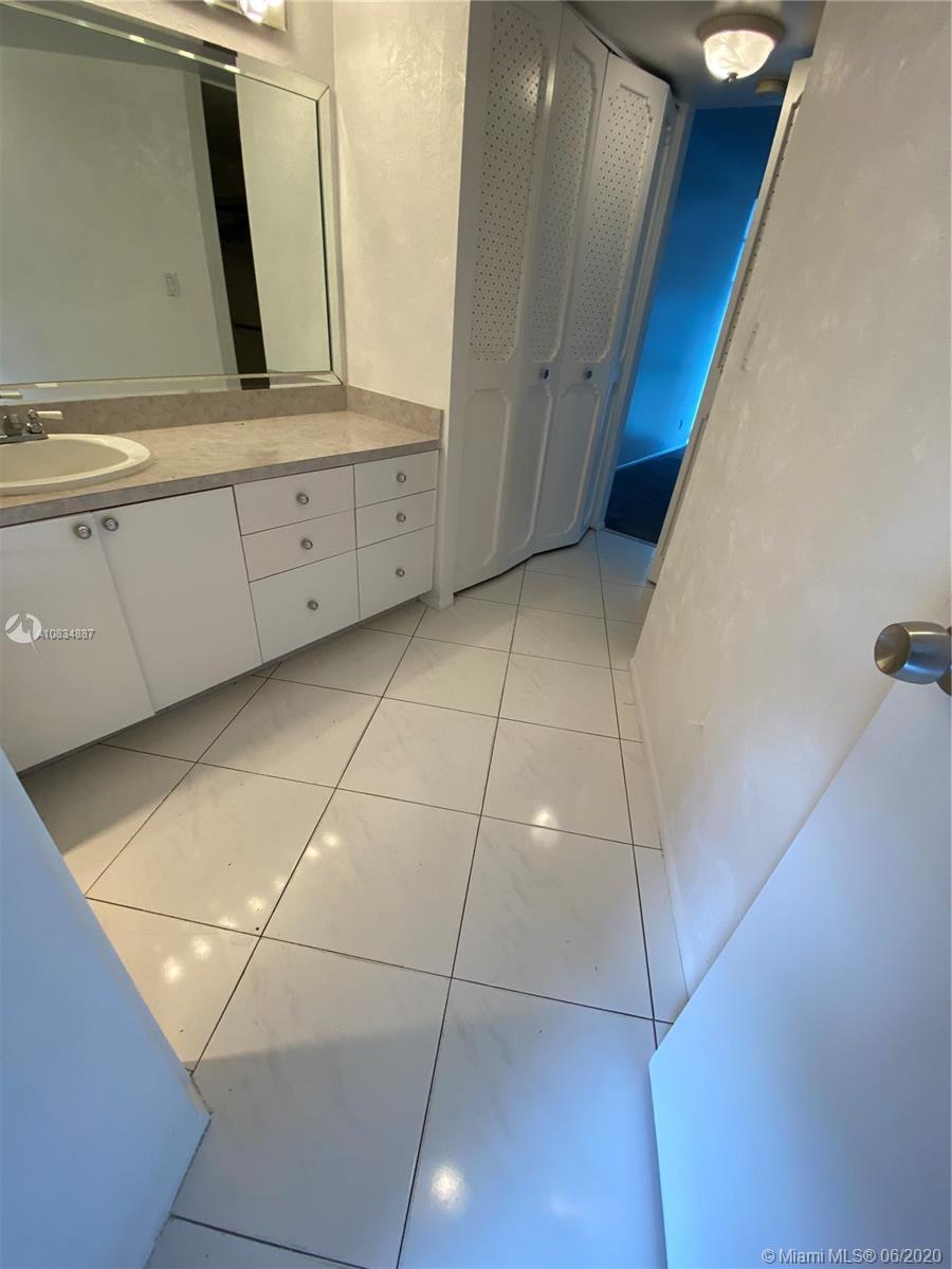 Photo of 3401 Country Club Dr #418, Aventura, Florida, 33180 -