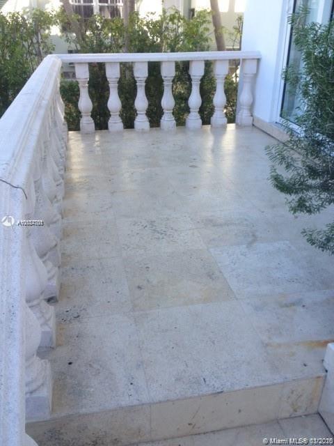 See details / 5366 sq. ft. $ 2021-04-08 0 Photo