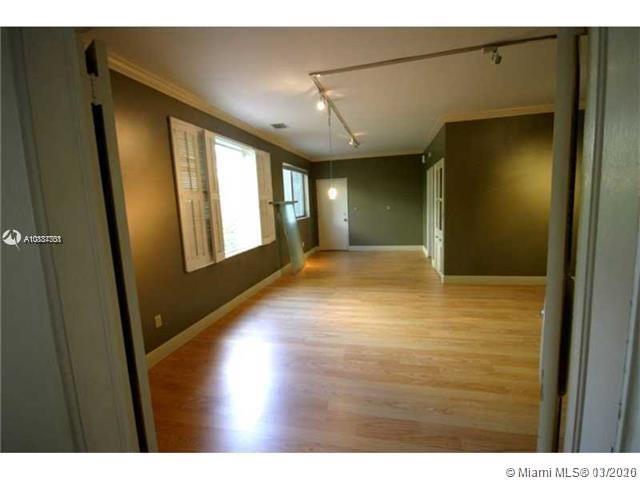 See details / 5366 sq. ft. $ 2021-04-08 0 Photo