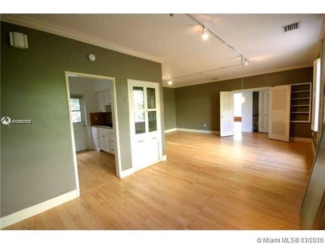 See details / 5366 sq. ft. $ 2021-04-08 0 Photo