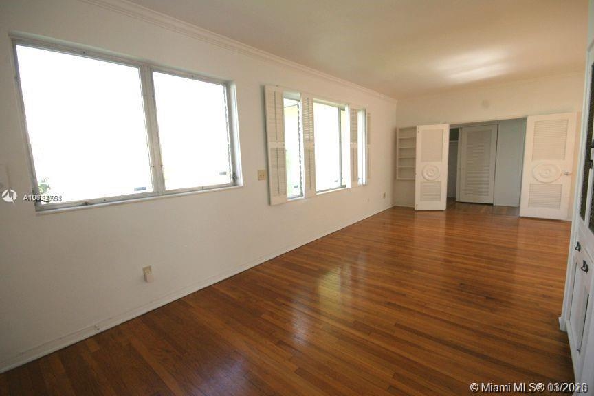 See details / 5366 sq. ft. $ 2021-04-08 0 Photo