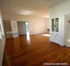 See details / 5366 sq. ft. $ 2021-04-08 0 Photo