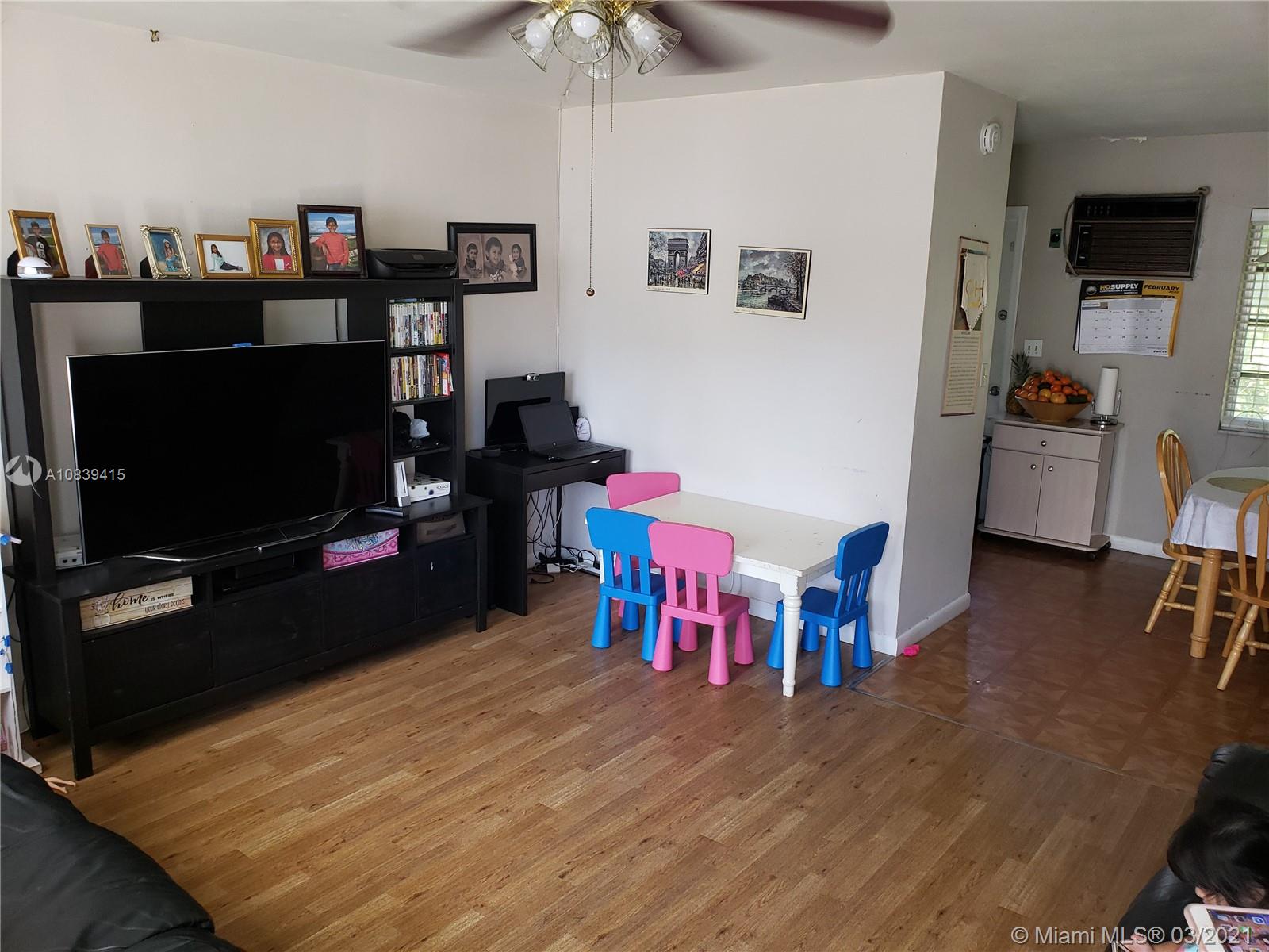 See details / sq. ft. $ 2020-08-17 0 Photo