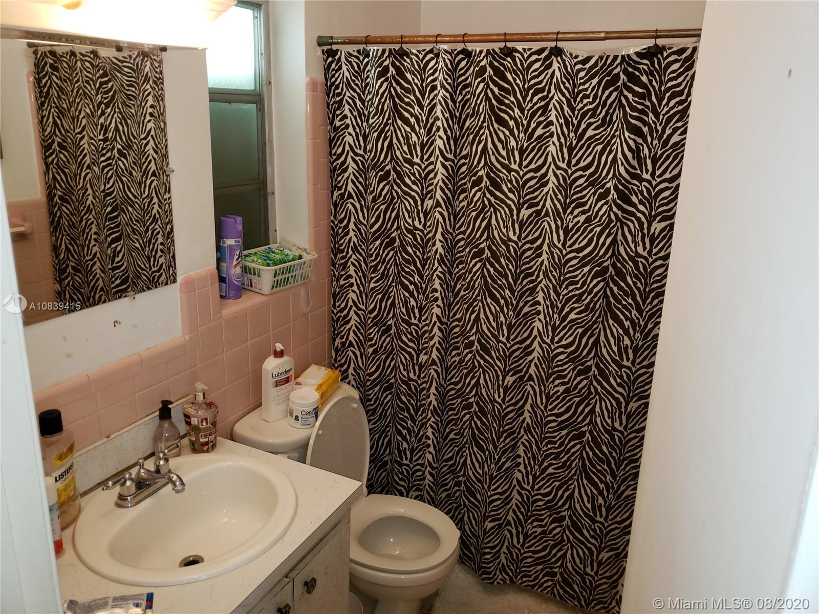 See details / sq. ft. $ 2020-08-17 0 Photo
