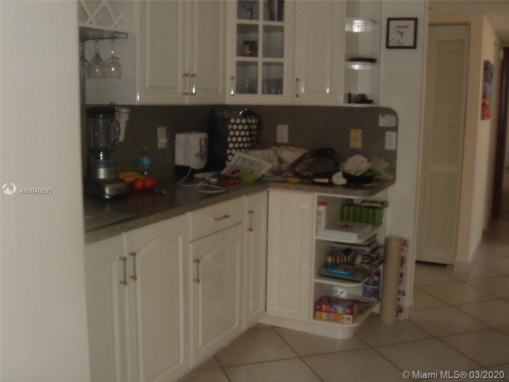 Photo of 2049 Ocean Dr #910, Hallandale Beach, Florida, 33009 -