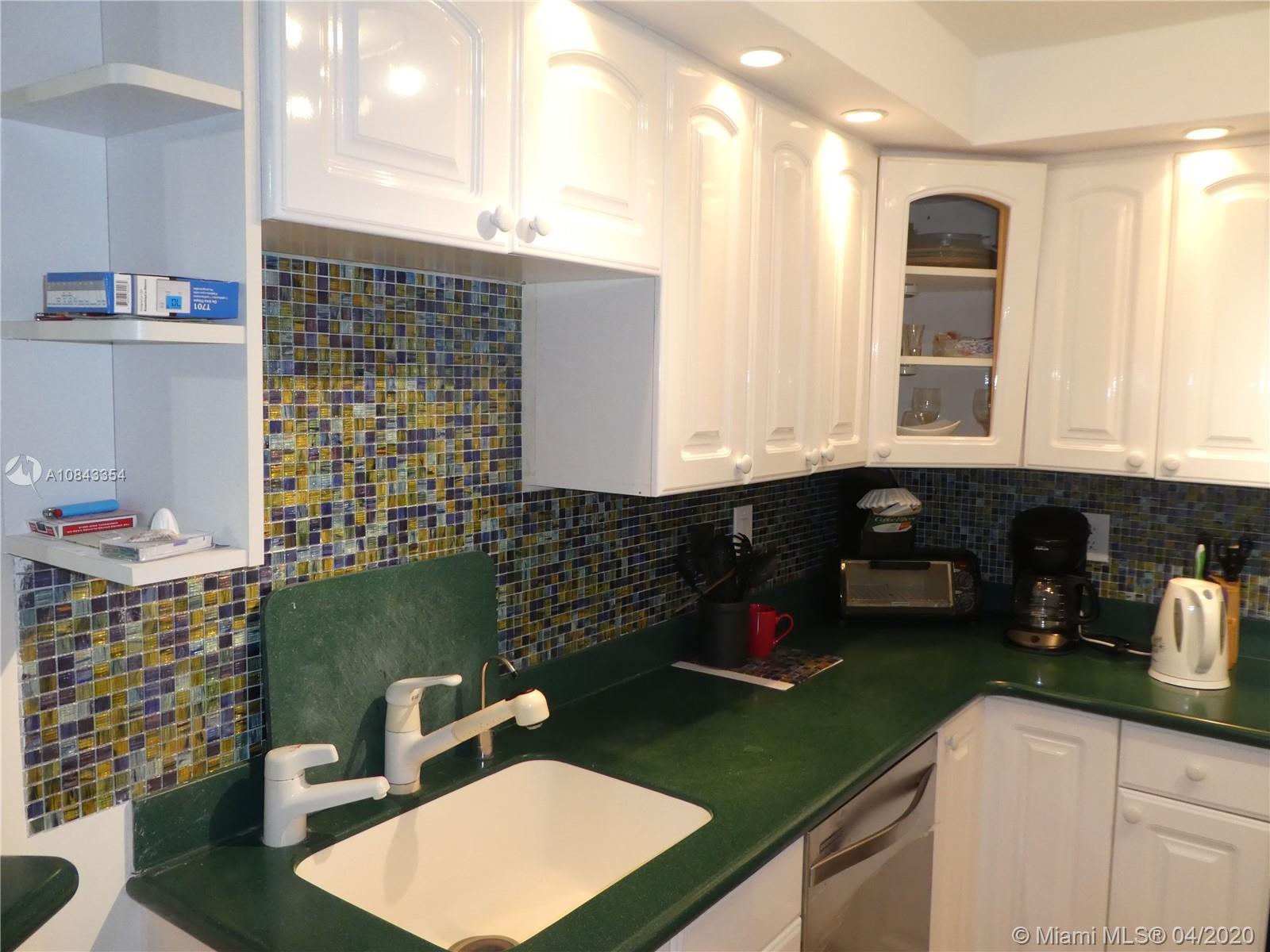 Photo of 3725 Ocean Dr #915, Hollywood, Florida, 33019 -