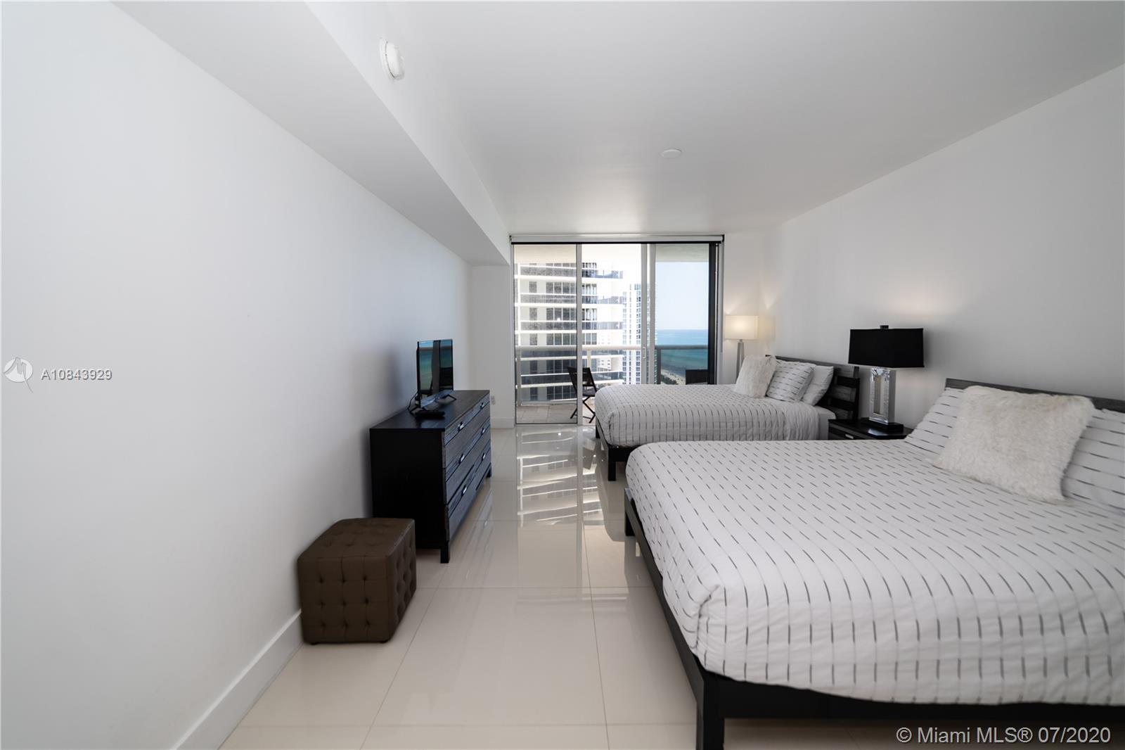 See details 1808 2 / 2 1458 sq. ft. $ 2020-04-08 0 Photo