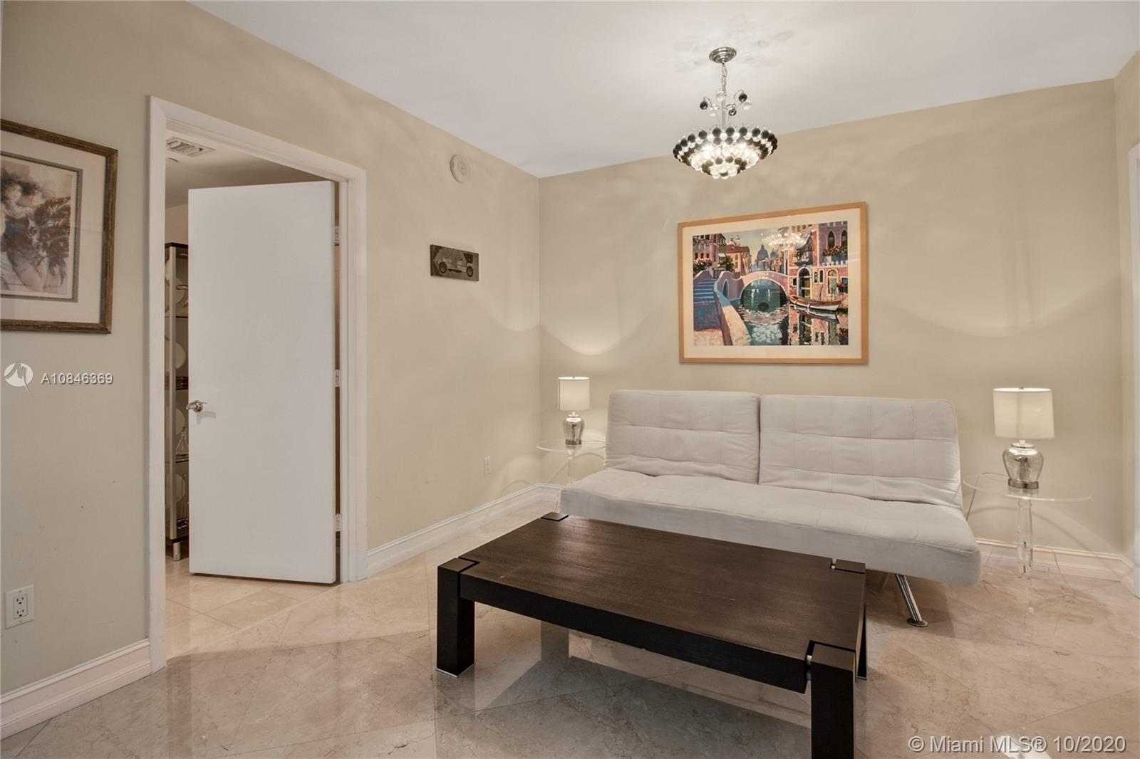 Ver detalles 3504 2 / 3 1675 sq. ft. $ 2020-04-16 0 foto