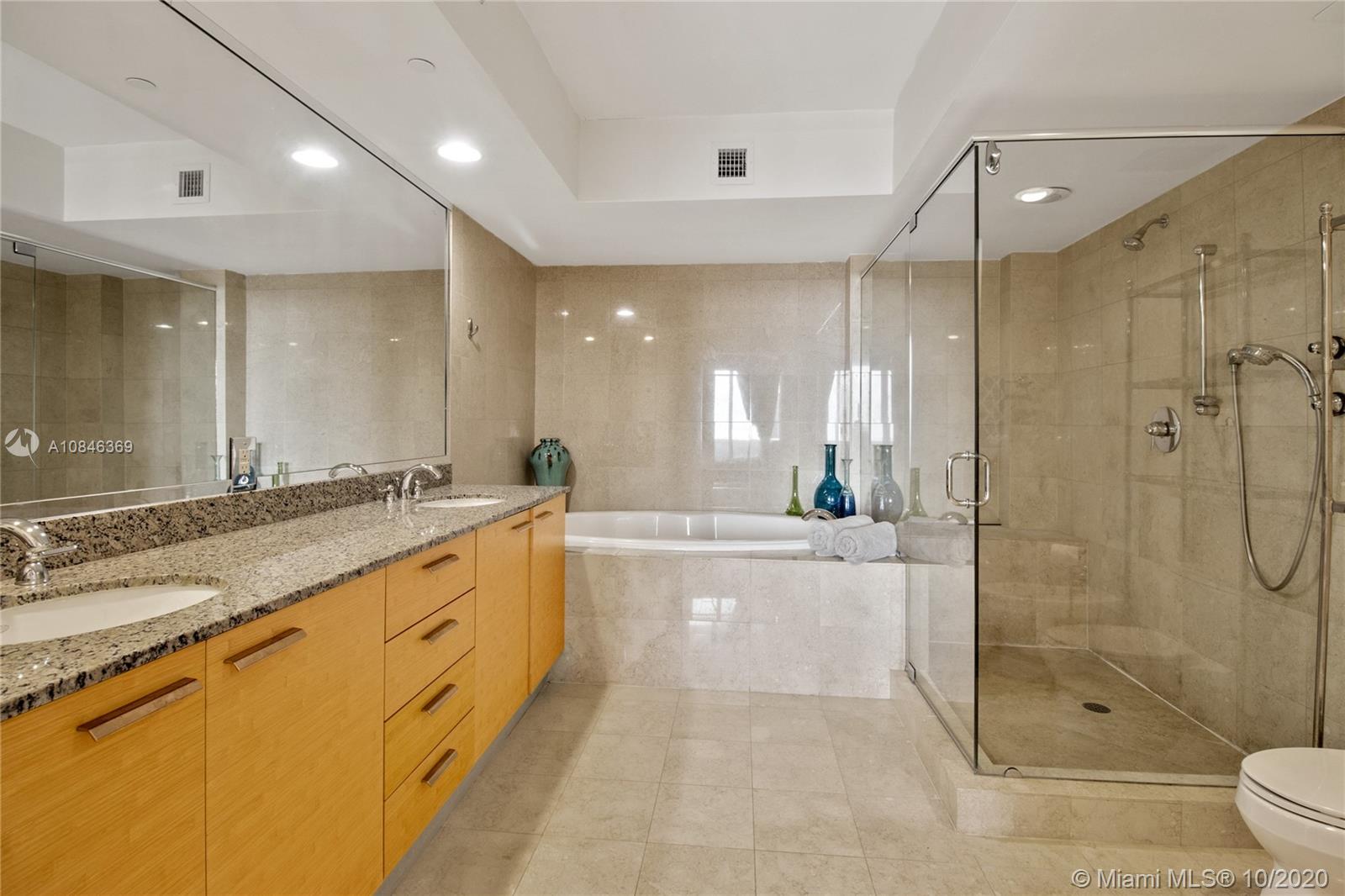 Ver detalles 3504 2 / 3 1675 sq. ft. $ 2020-04-16 0 foto