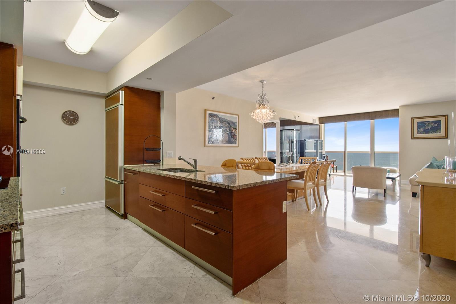 Ver detalles 3504 2 / 3 1675 sq. ft. $ 2020-04-16 0 foto