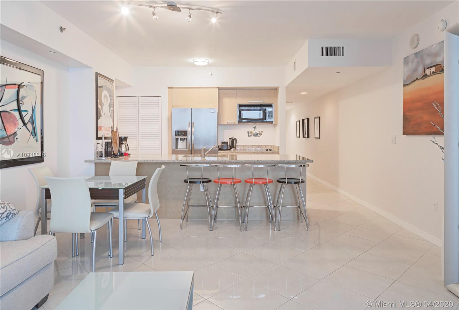 Ver detalles 2505 1 / 1 811 sq. ft. $ 2021-02-13 0 foto