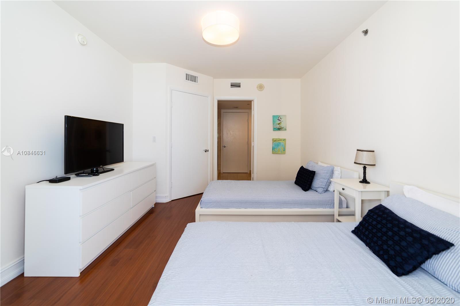 See details 1506 2 / 2 1458 sq. ft. $ 2020-08-13 0 Photo