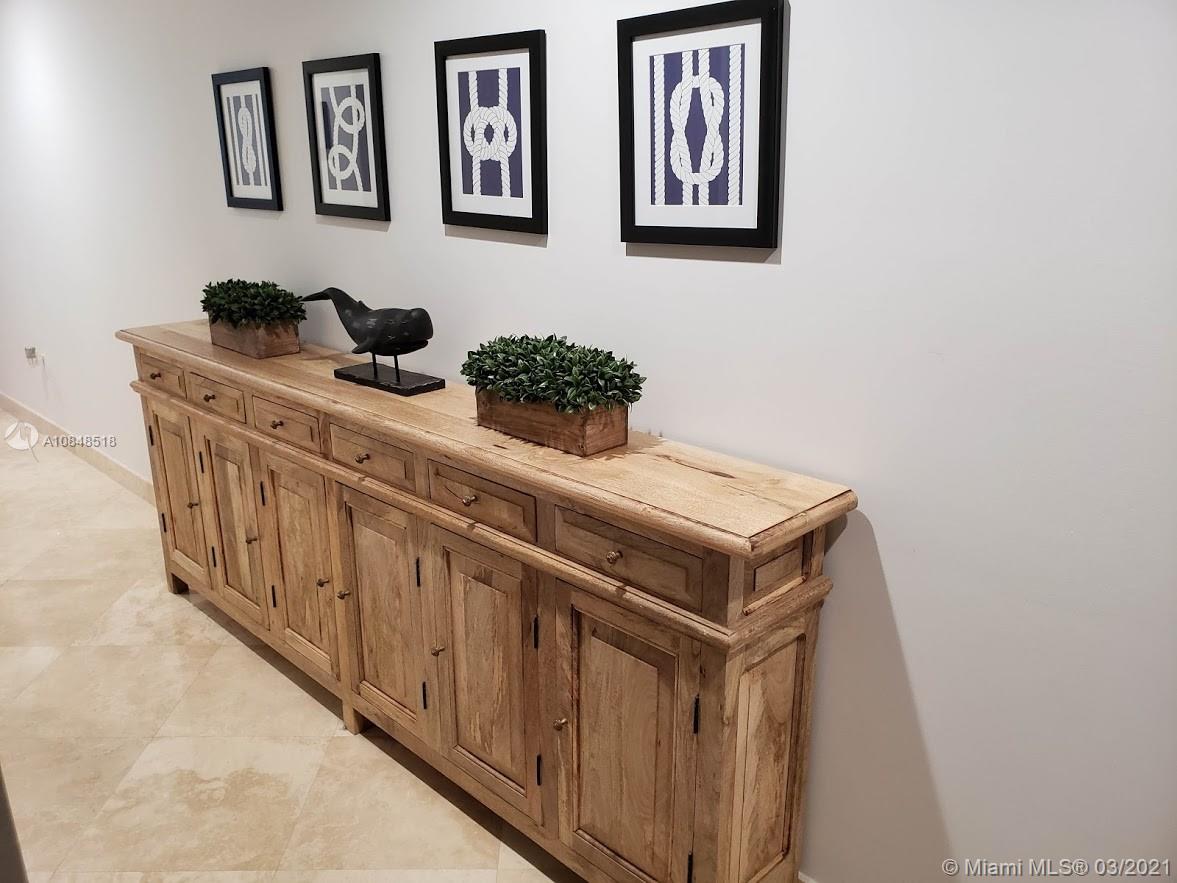 See details 3109 1 / 1 844 sq. ft. $ 2020-04-21 0 Photo