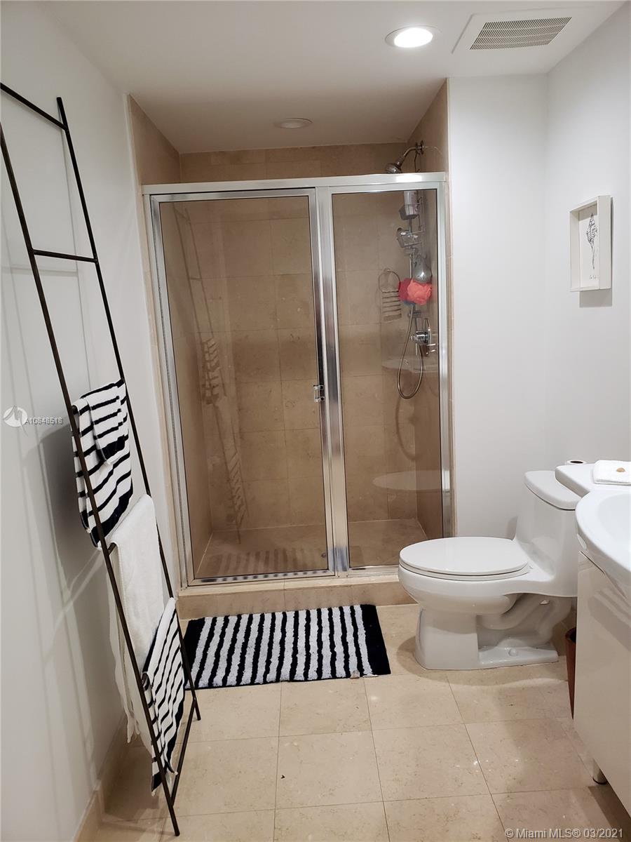 See details 3109 1 / 1 844 sq. ft. $ 2020-04-21 0 Photo
