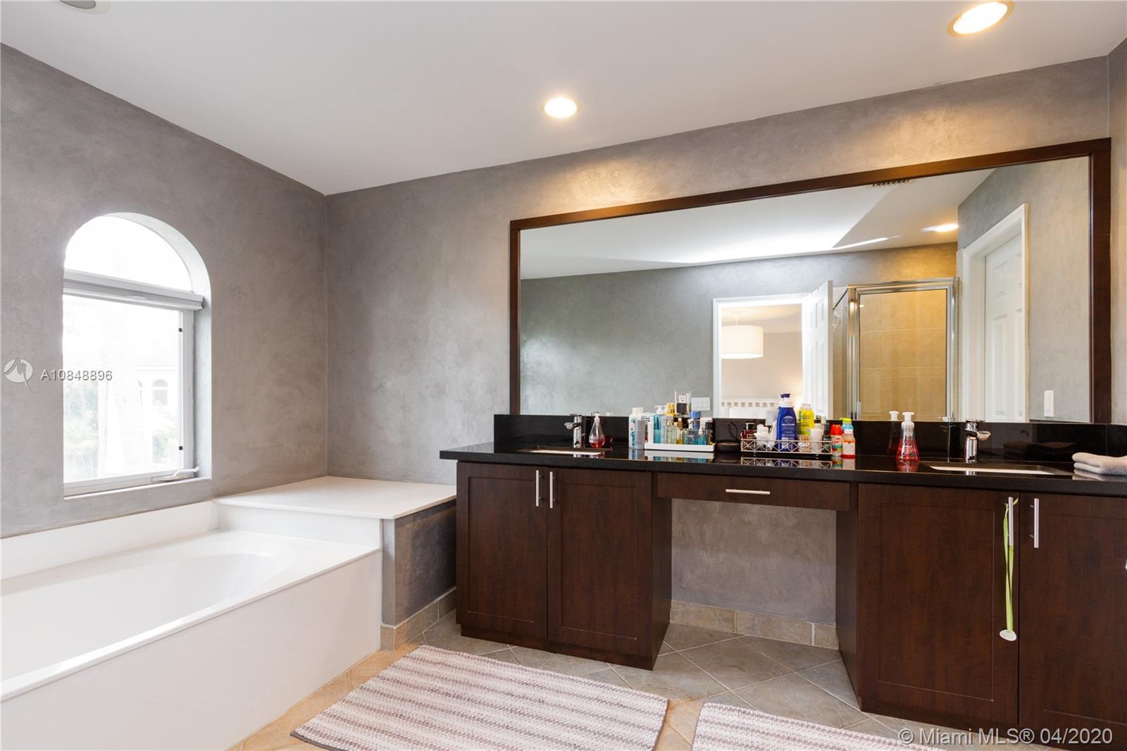 Photo of 3138 212th St, Aventura, Florida, 33180 -