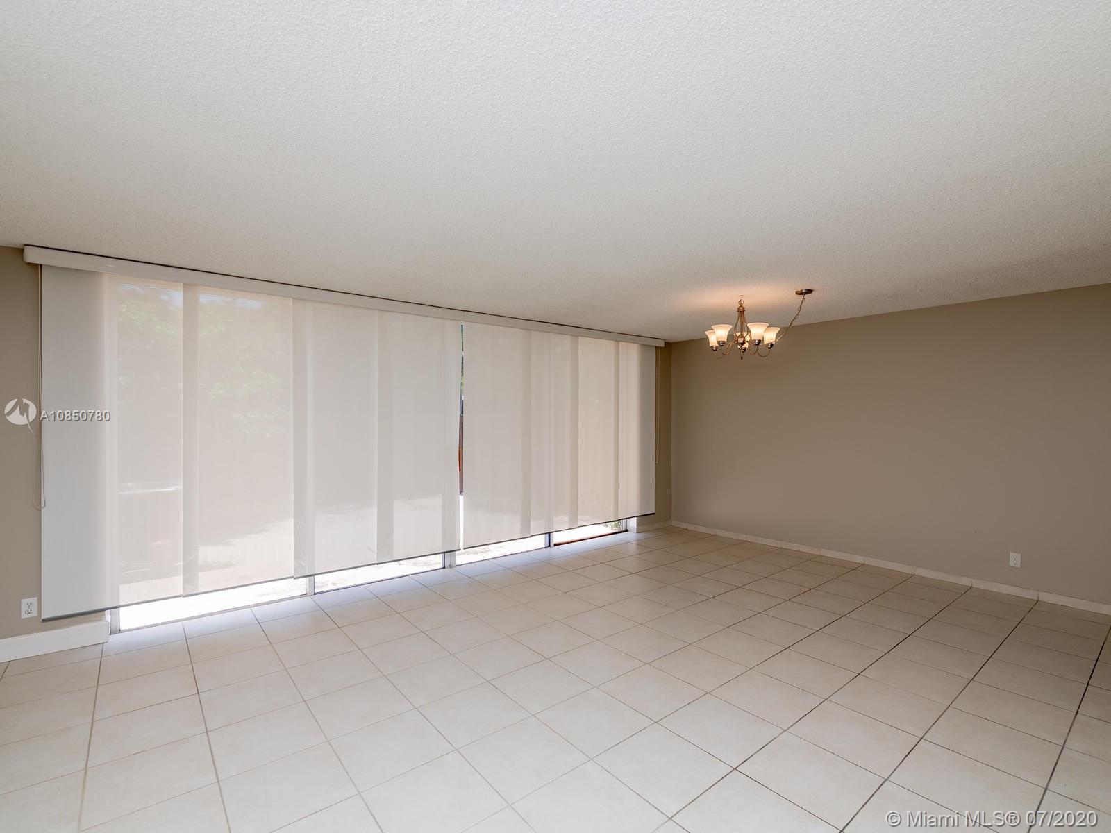 Photo of 2304 7th St #27, Hallandale Beach, Florida, 33009 -